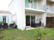 Purchase sale three-room apartment Aytre