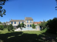 Purchase sale villa Rochefort